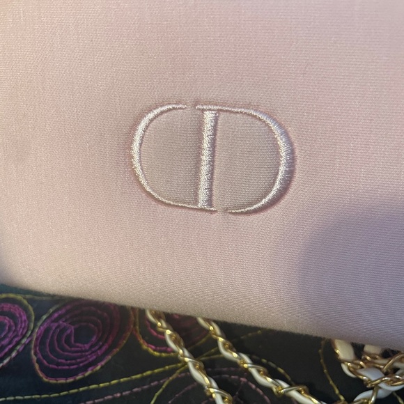 New dior with box - Picture 5 of 7